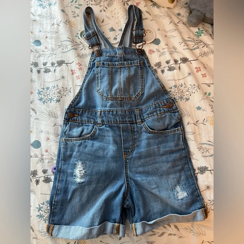 OshKosh B'gosh Blue Denim Short Overalls Size 6/6x GUC
